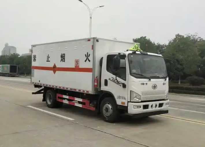 通化爆破器材运输车可以上高速吗？